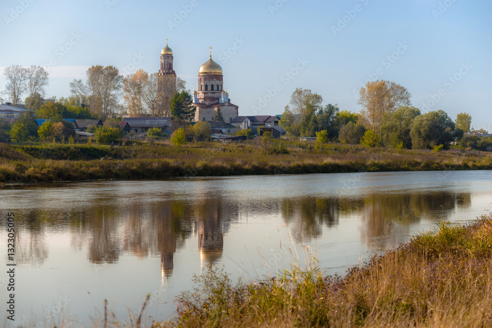 Маминское, Церковь Михаила Архангела