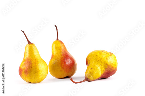 Photo yellow ripe fresh pear 