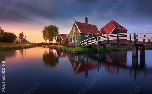 Zaanse Schans Green House - Netherlands © JesusmGarcia
