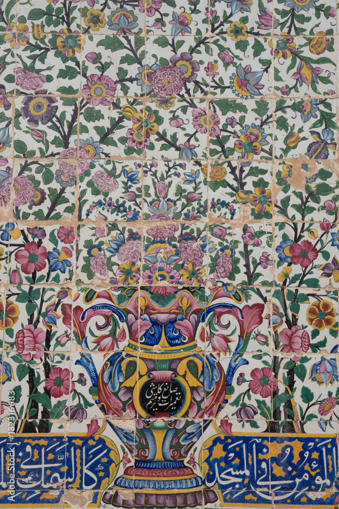 Early Qajar tiling, Masjed-e Vakil (Regent's Mosque), Shiraz, Iran Early Qajar tiling, Masjed-e Vakil (Regent's Mosque), Shiraz, Iran