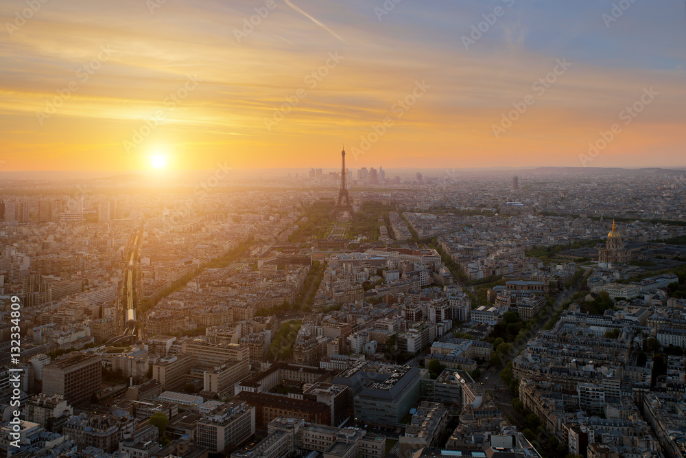 Aerial view of Paris skyline with Eiffel Tower at sunset in Pari