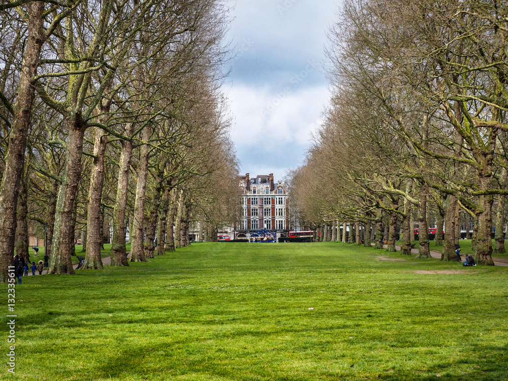 Symmetrical Park Symmetrical Park