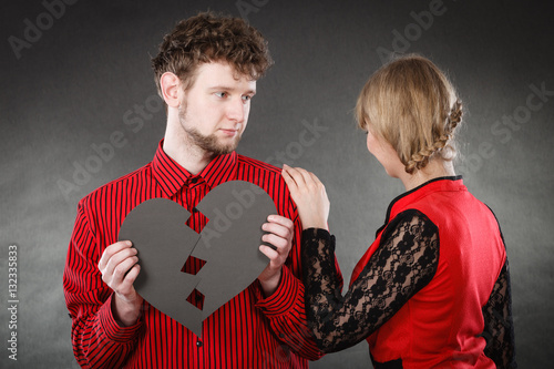 Fotografía Unhappy couple thinking about divorce.