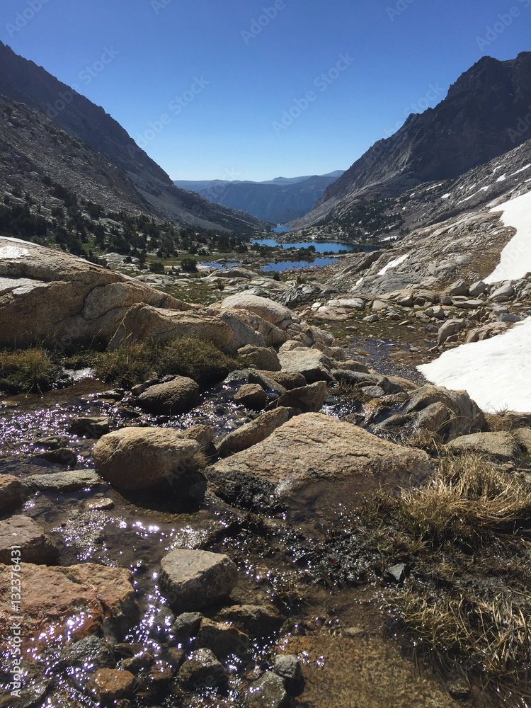 Obraz premium View from the top of Piute Pass