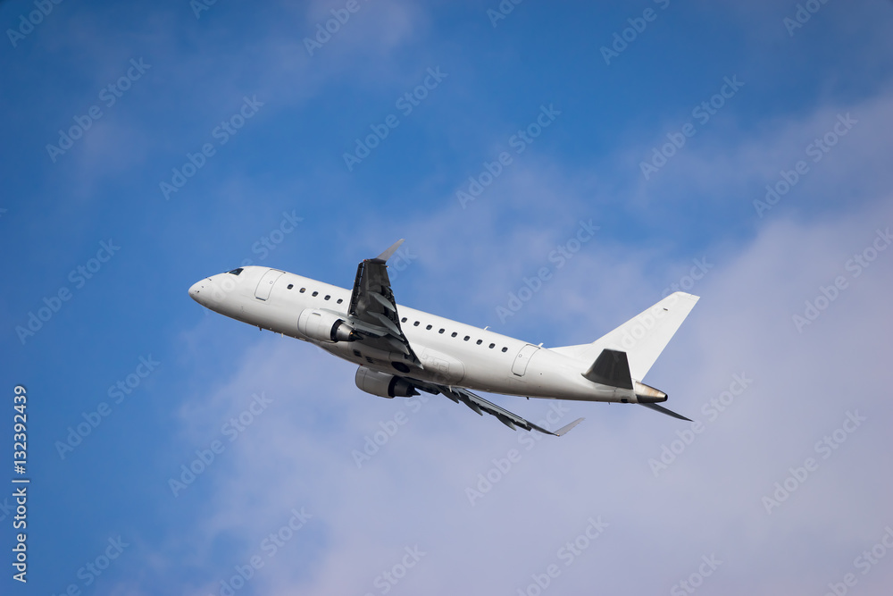 Embraer ERJ-170-100 (ERJ-170STD)