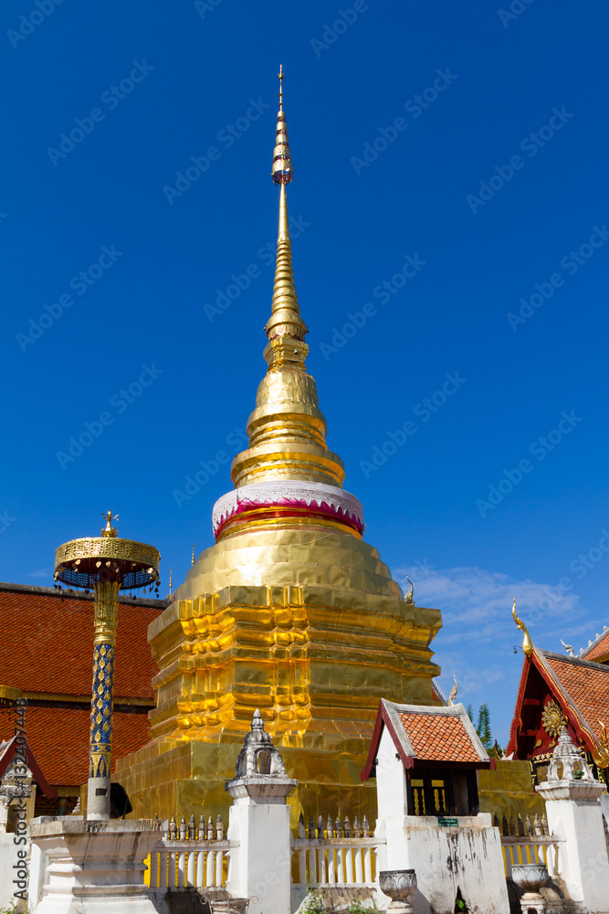 Fototapeta premium Wat Pong Sanuk Tai Temple in Lampang province, Thailand
