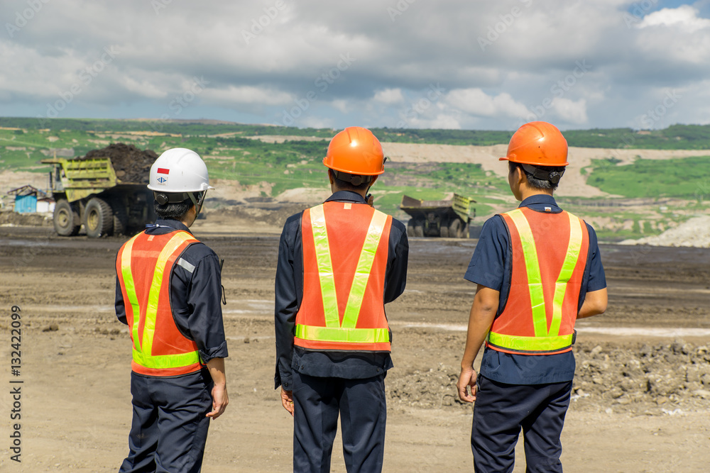 Engineer People in Coal Mining Engineer People in Coal Mining