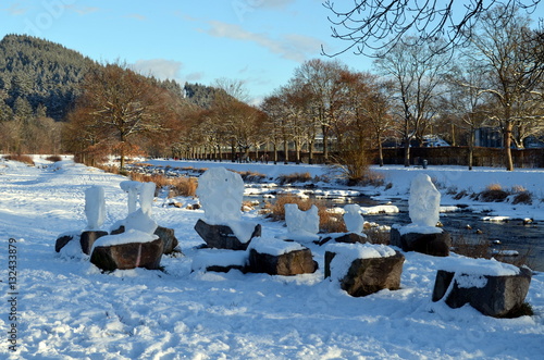 Wallpaper Mural Schneegebilde an der Dreisam Torontodigital.ca