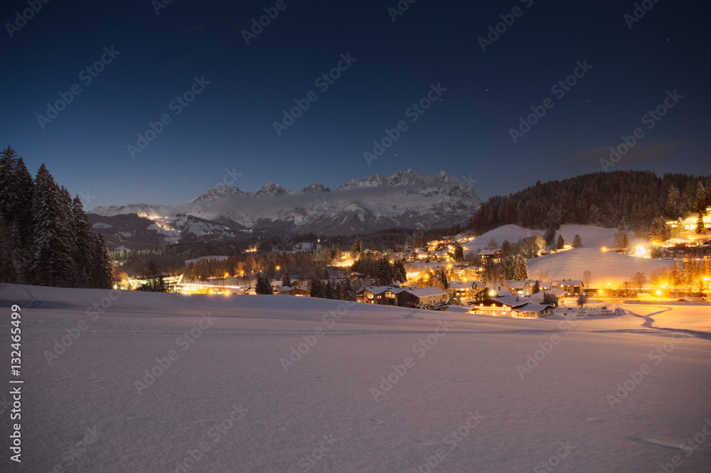 Fototapeta premium Wunderschöner Winter in Tirol (Kitzbühel)