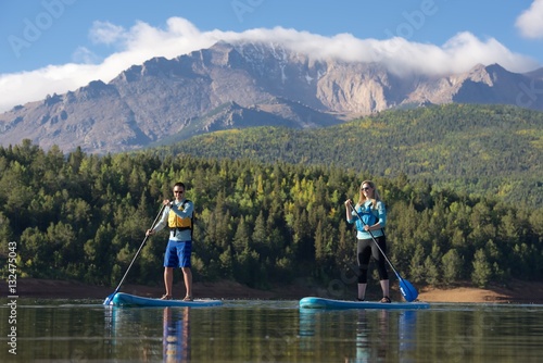 Tableau sur toile Pikes Peak Paddle Boarding