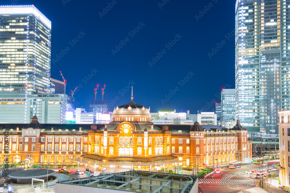 Naklejka premium 東京駅の夜景