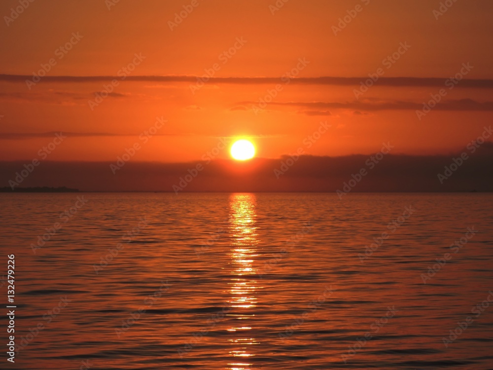 Naklejka premium red sunset