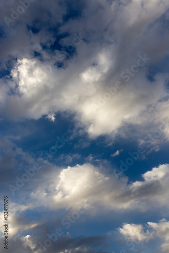 Fototapeta Naklejka Na Ścianę i Meble -  clouds at dawn as background