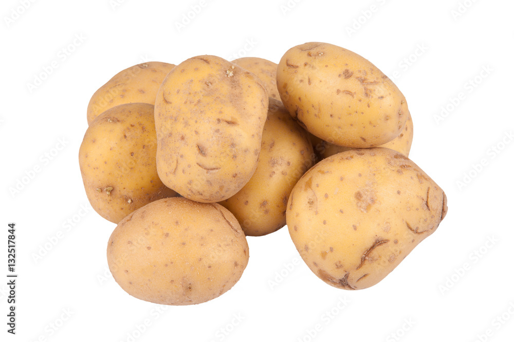 ungekochte Kartoffeln auf weißem Hintergrund ungekochte Kartoffeln auf weißem Hintergrund