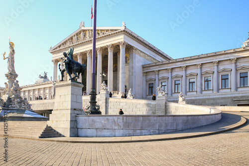 wien by day: palaces and the city photo