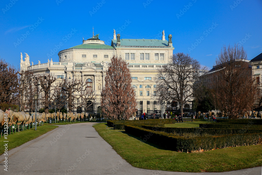 wien by day: palaces and the city