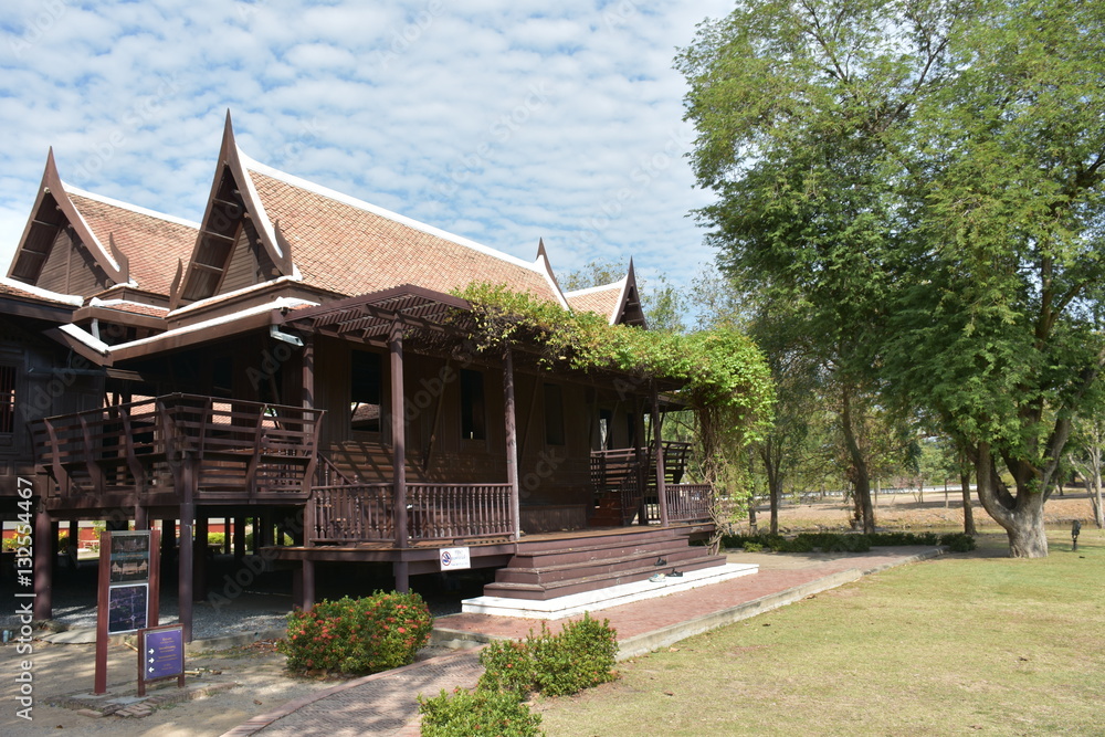 Fototapeta premium traditional thai house
