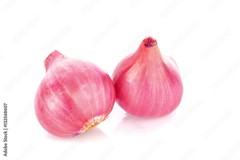 Fototapeta premium Shallot on white background