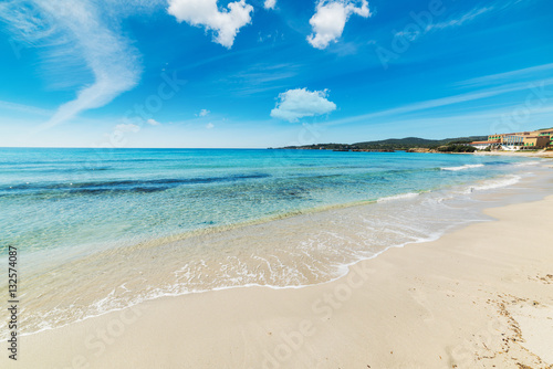 Fototapeta Naklejka Na Ścianę i Meble -  white sand in Le Bombarde beach