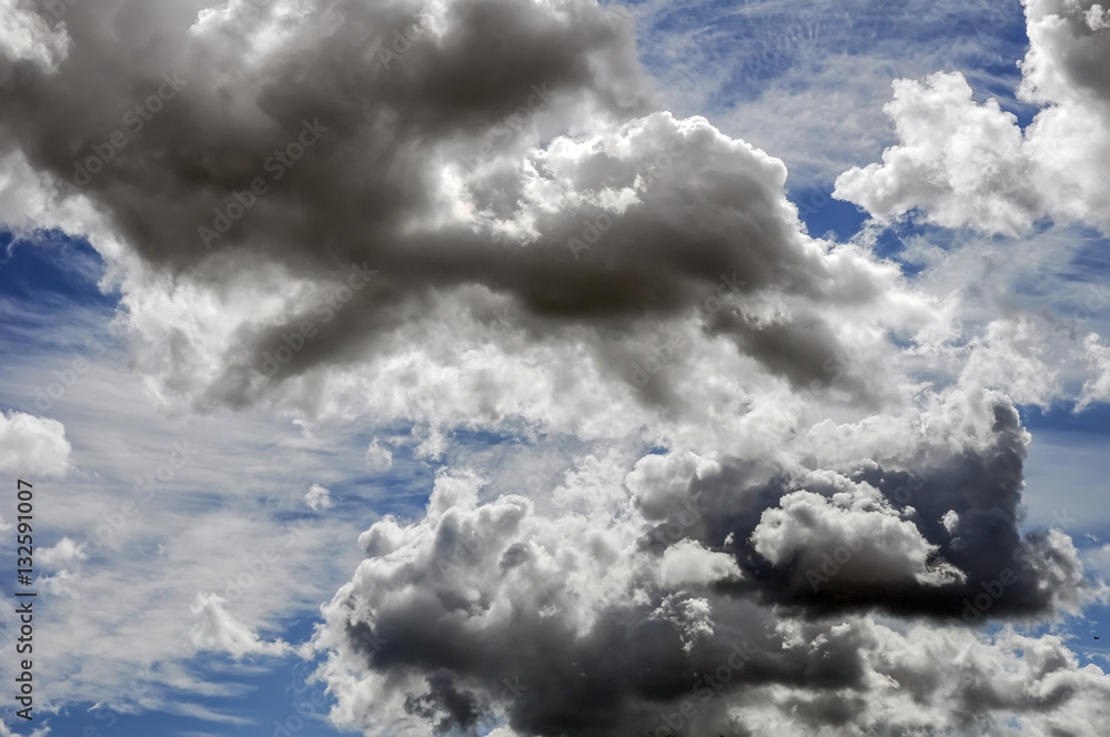 Obraz premium Cumulus and Cirrus clouds