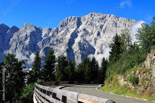 Rossfeldstrasse mit Hohem Göll photo