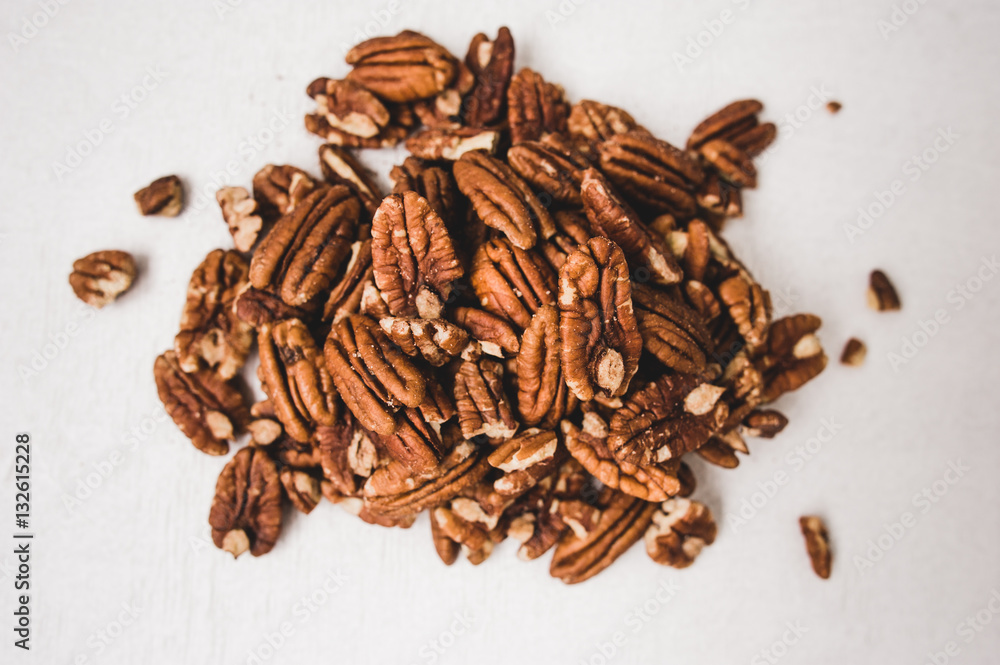 Obraz premium walnut half heap