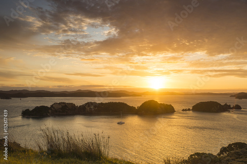 Sonnenuntergang auf der Insel, Neuseeland
