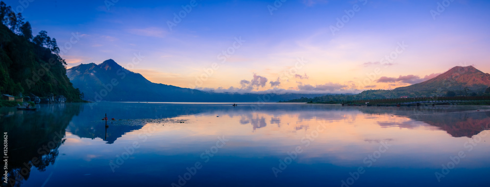 Naklejka premium View of a lake and mountain in Bali Indonesia 