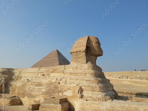 Guarding Her Master s Tomb