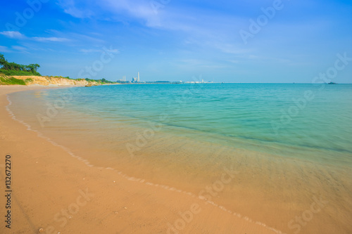 Fototapeta Naklejka Na Ścianę i Meble -  Sai Thong Beach, sea at Rayong, Thailand