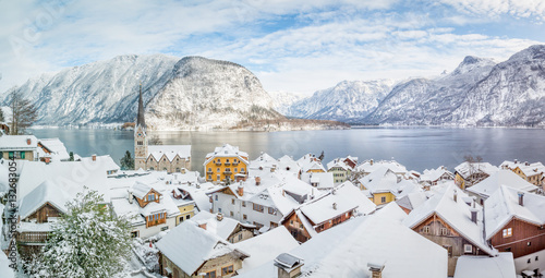 Vászonkép Panoramic view over Hallstatt in winter, Salzkammergut, Austria