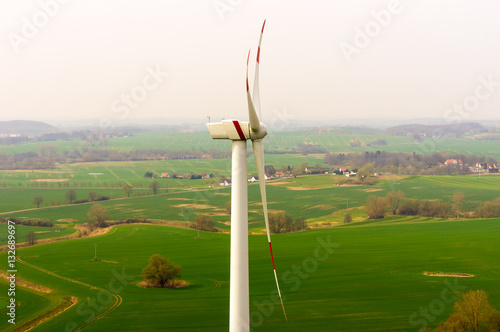 Luftbild einer Windenergieanlage im Nebel photo