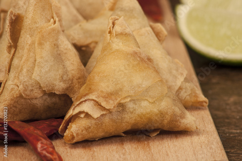 Vegetable samosas
