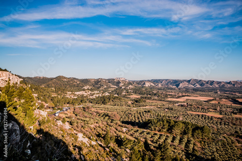 Wallpaper Mural Panorama sur les Alpilles du haut des Baux de Provence Torontodigital.ca