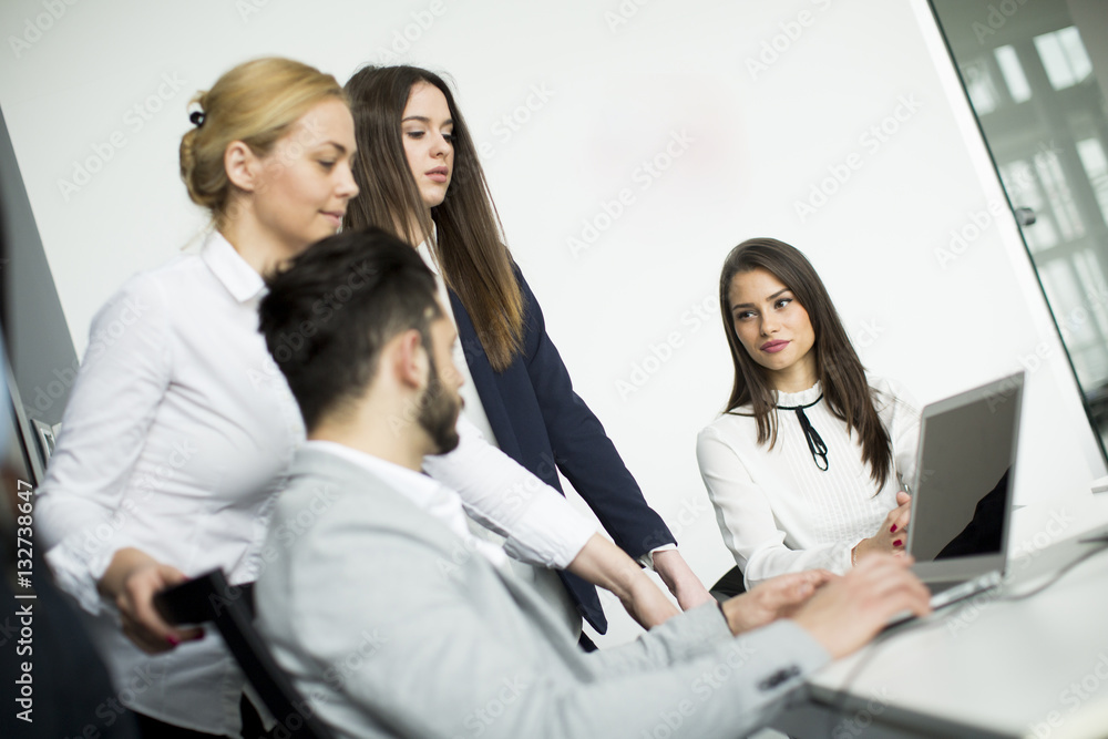 Teamworking Teamworking