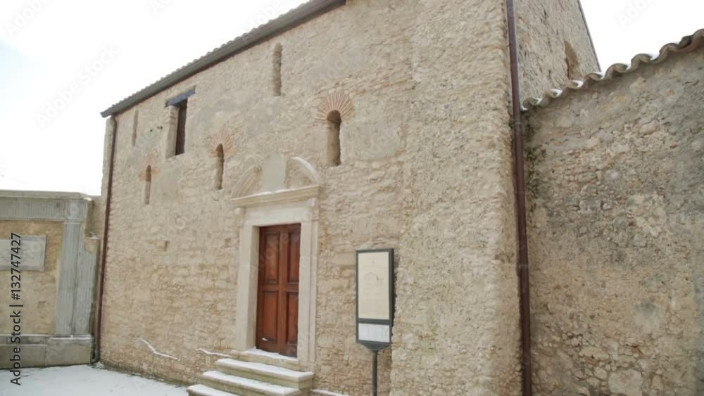 Chiesa antica a Gerace Chiesa antica a Gerace