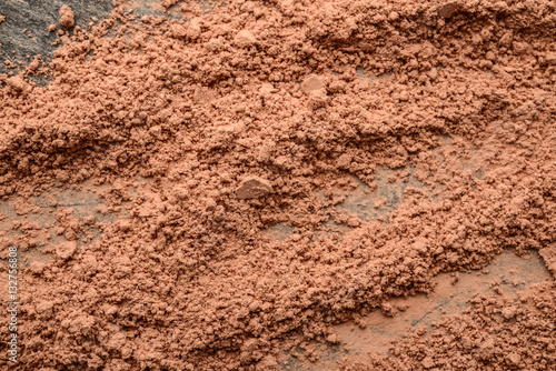 Powder cosmetic for coloring and face protection