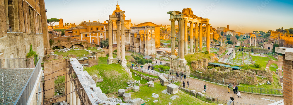 Naklejka premium ancient ruins of the Roman Forum