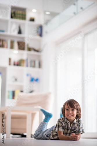 Cute little child at beautiful modern home © Jasmin Merdan