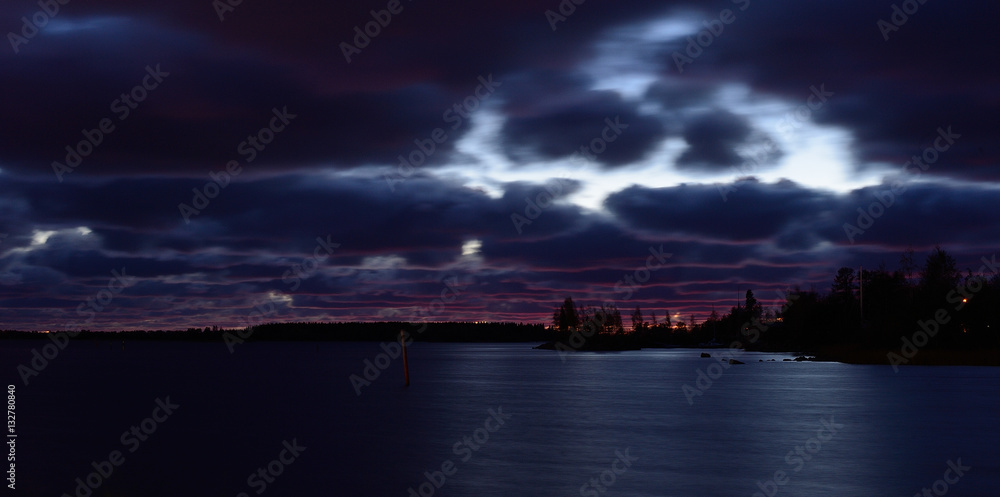 Fototapeta premium Cold Calm Sunset