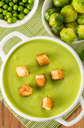 vegetable cream soup puree with croutons