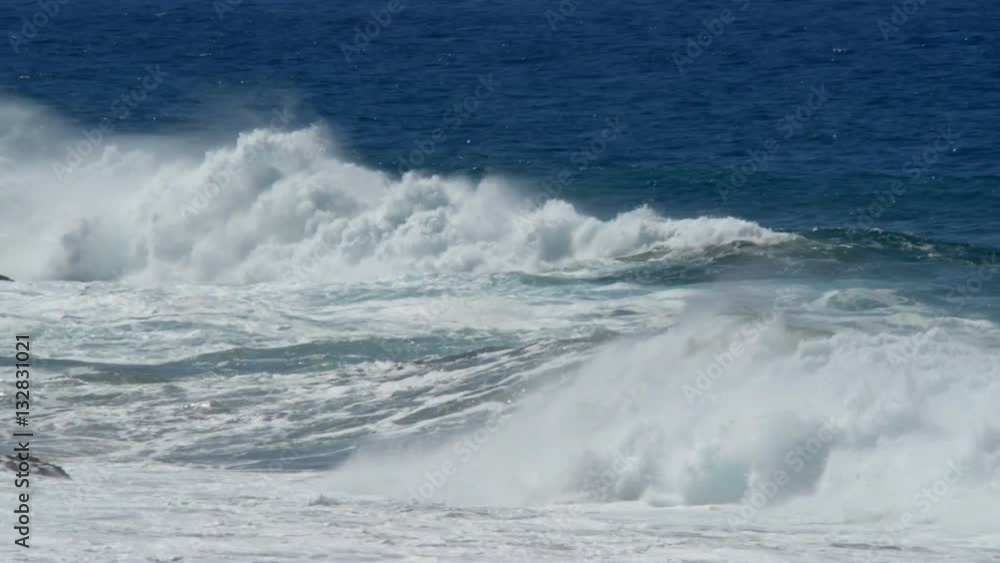 waves rolling to coast slow motion 11198
waves rolling to coast slow motion 11198