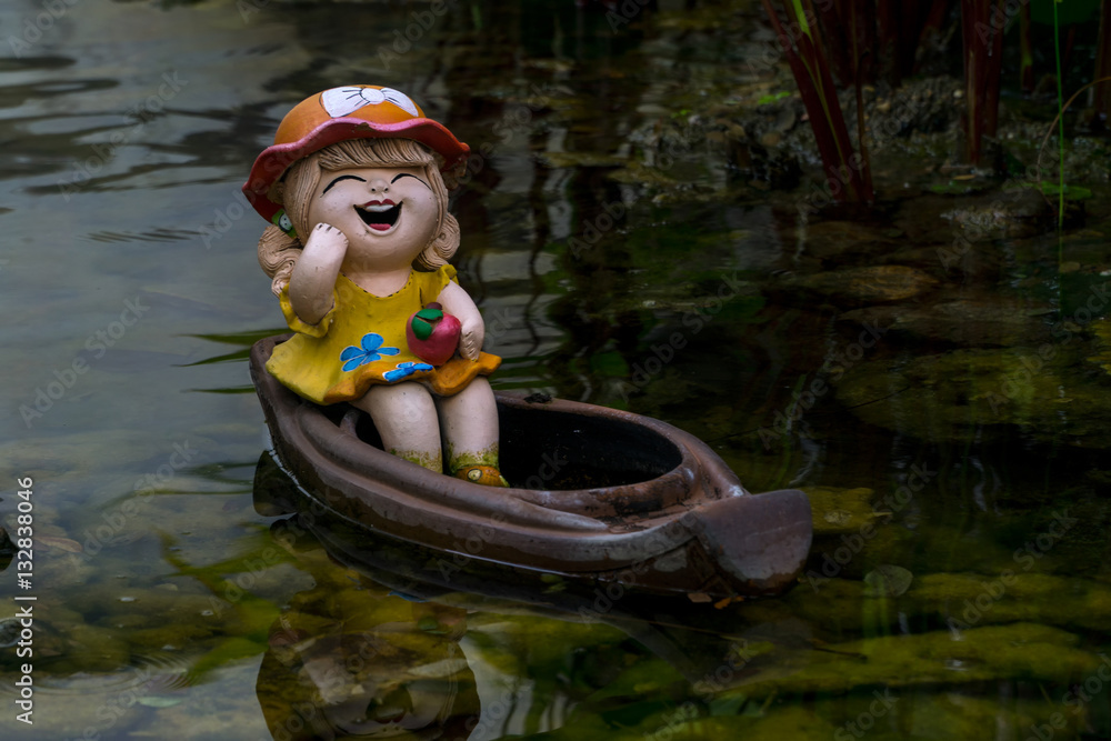 Obraz premium Art sculpture doll cuteness.