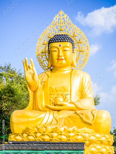 Gold Giant Buddha, Main Buddha Statue at Sanbanggulsa Temple, Sa photo
