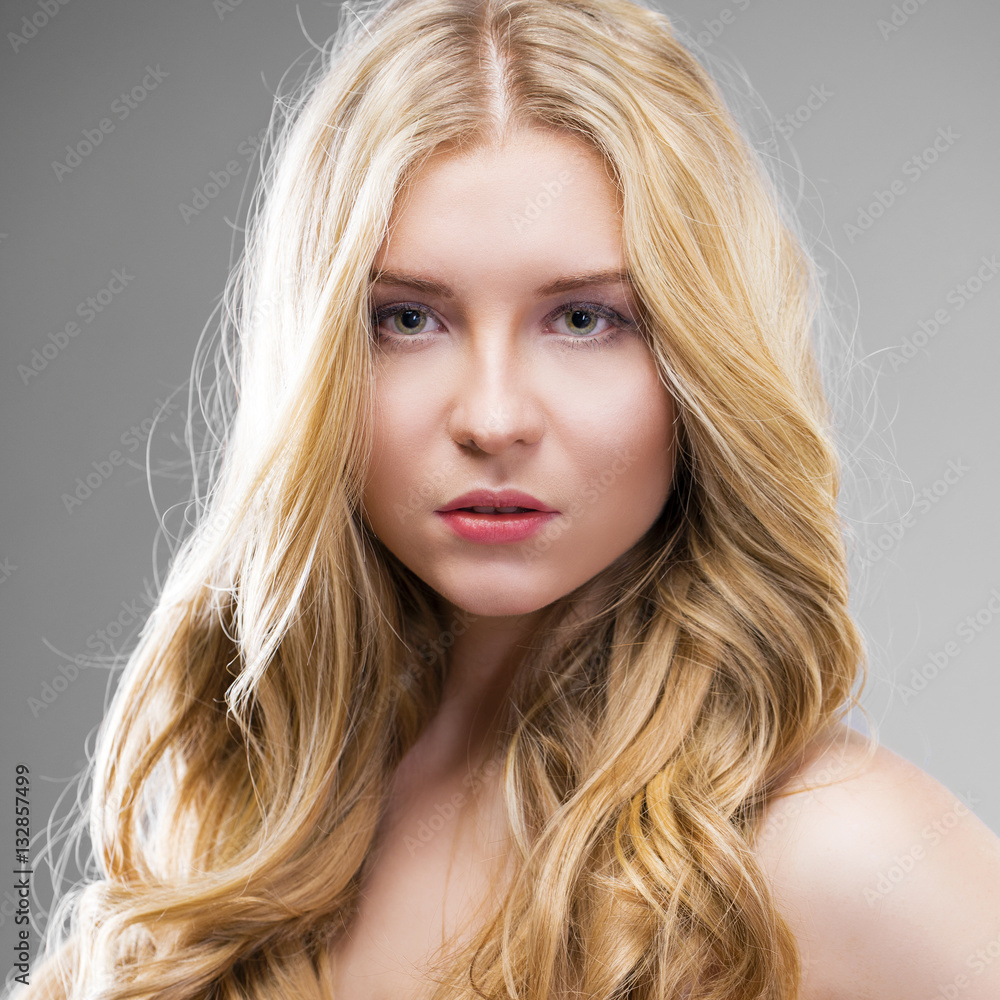 Fototapeta premium Close up blonde woman