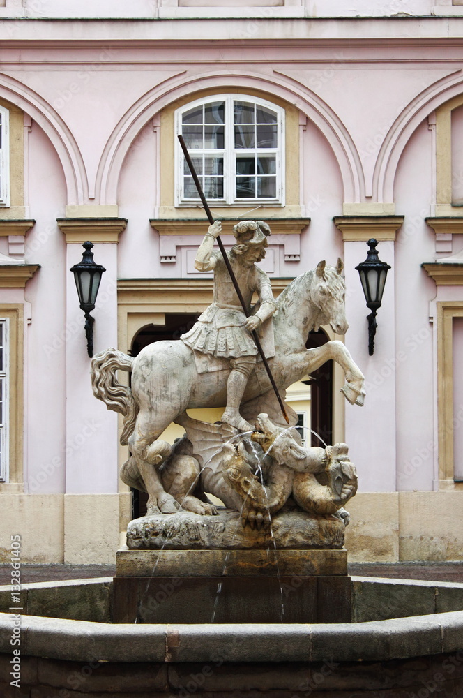 Obraz premium Saint George killing the dragon in Bratislava, Slovakia