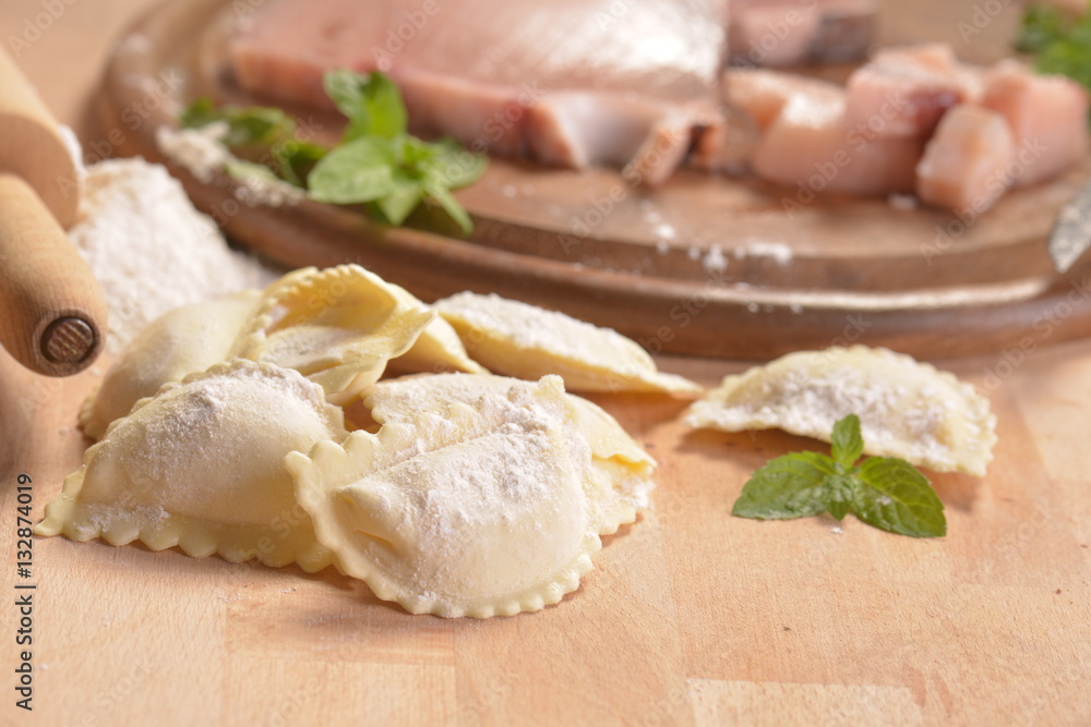 ravioli fatti in casa ravioli fatti in casa