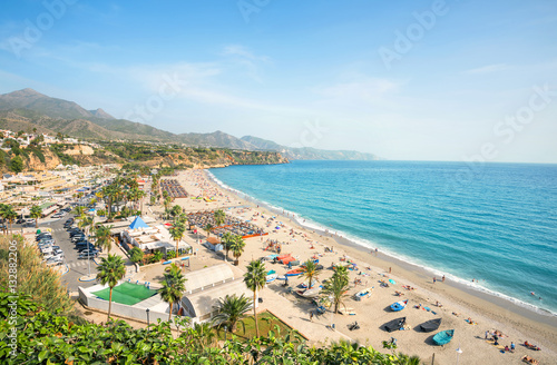 Foto Nerja beach. Malaga province, Costa del Sol, Andalusia, Spain