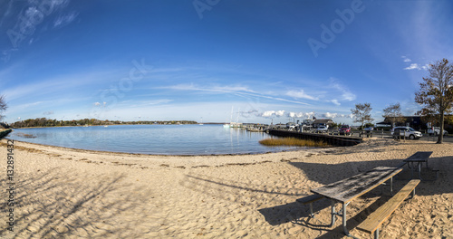 Billede på lærred scenic view to beach and harbor of Sag Harbor