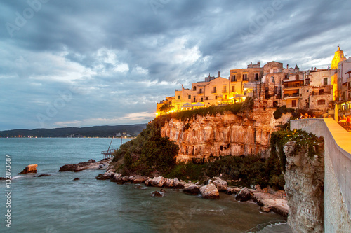 Φωτογραφία Night view of Vieste - main city of Capo Gargano, Apulia, Italy